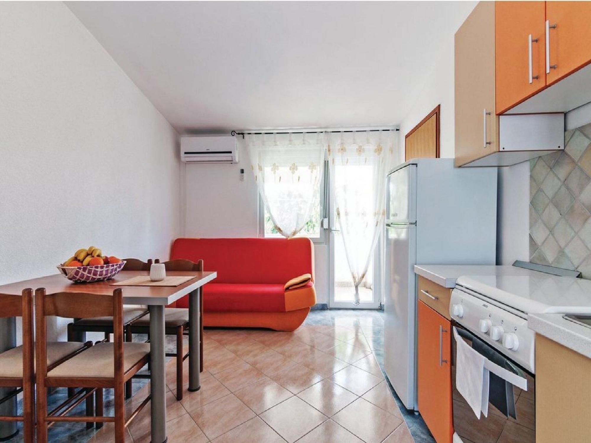 Hak - One Bedroom With Terrace And Sea View Apartment *